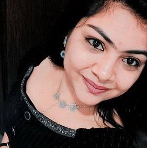 Meet your Posher, Piya